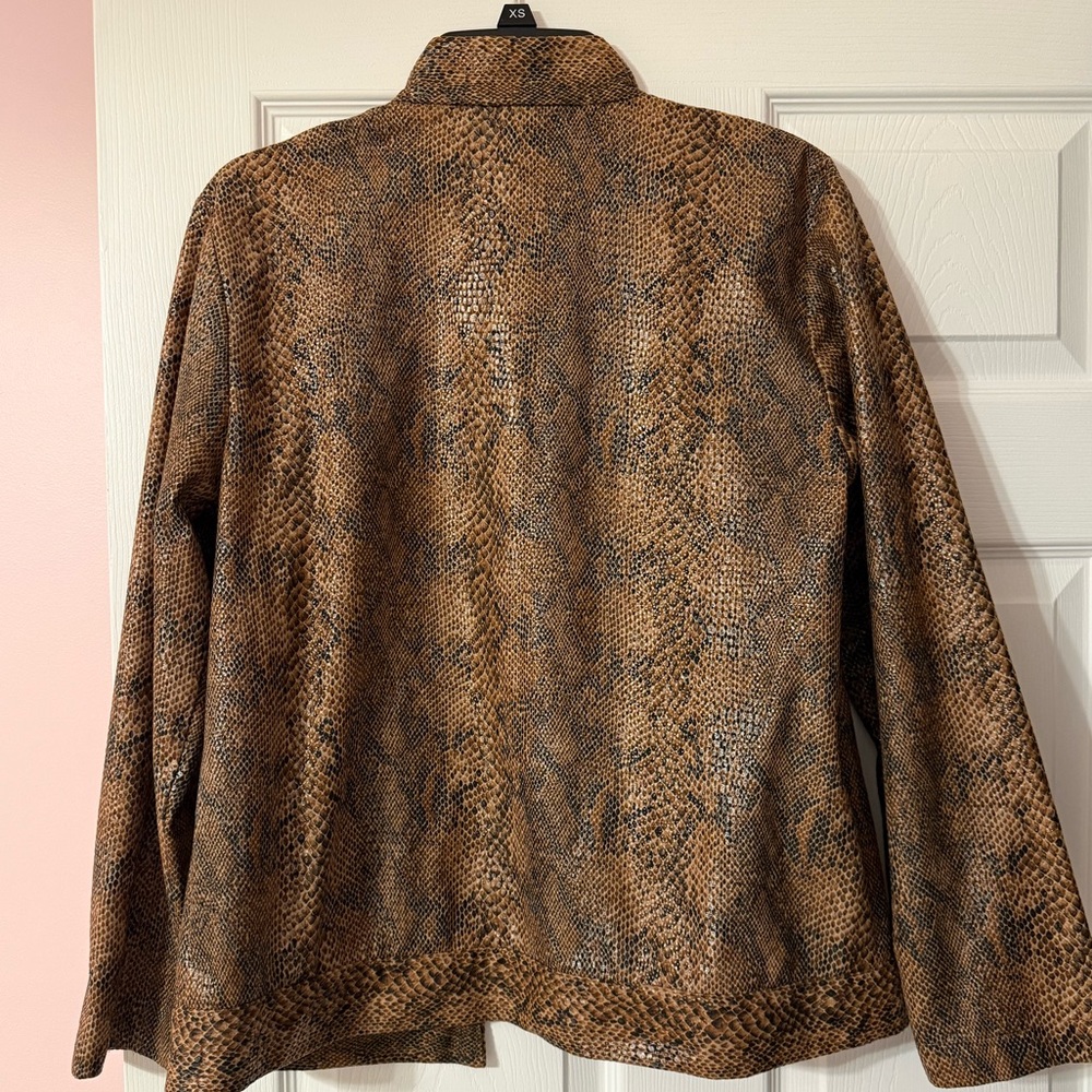 Snake Print Jacket - Picture 4 of 4